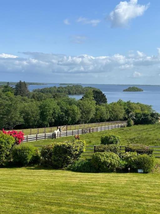 Hillcrest Lodge, Private On Lough Corrib, Oughterard Apartamento *